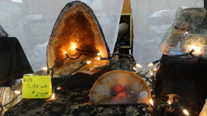 Awesome citrine geode from Brazil - 27 lbs!